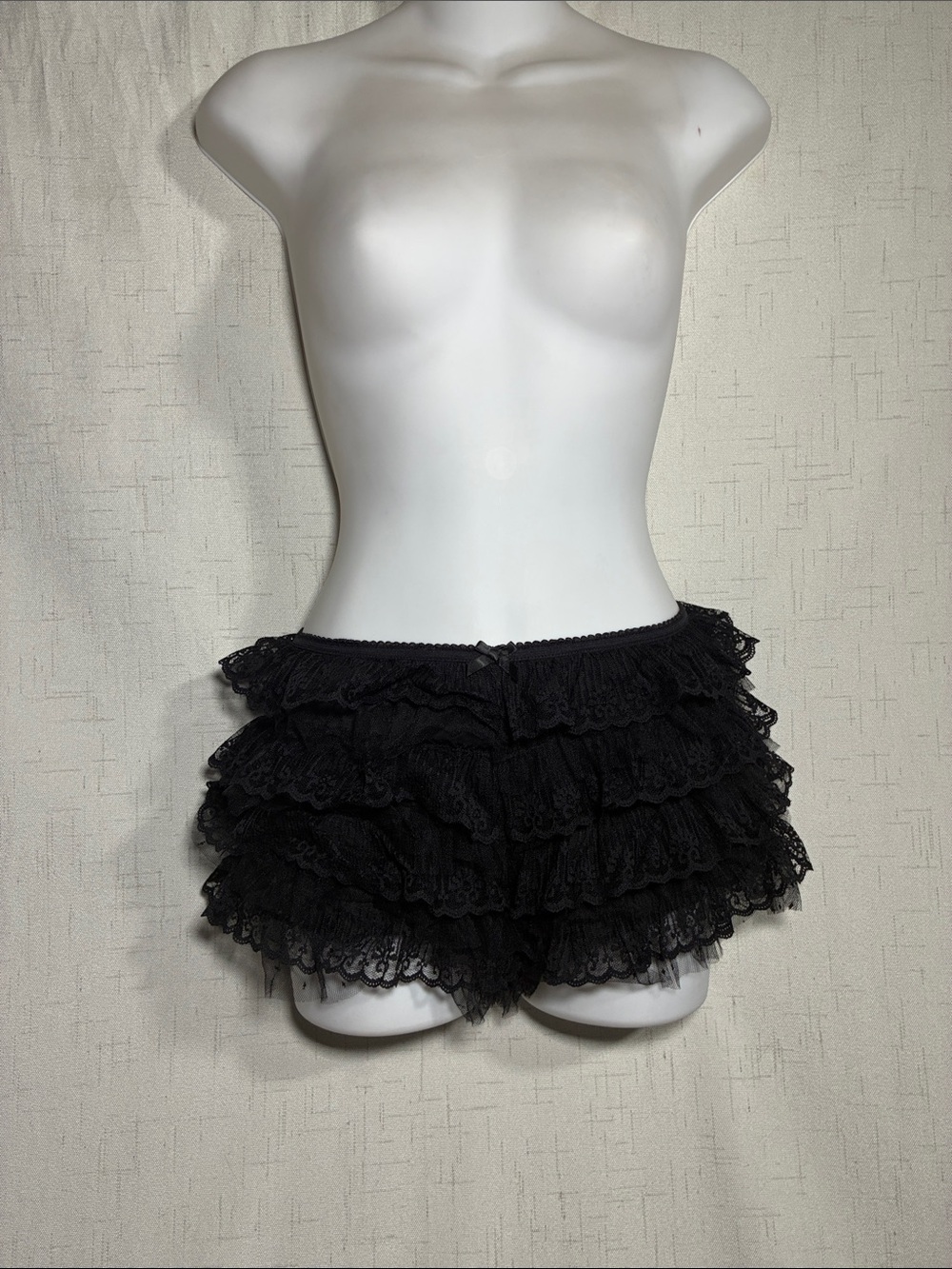 Jaded London Black Lace Tiered Ruffle Skort